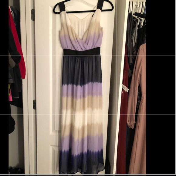 Express dress - Picture 2 of 4